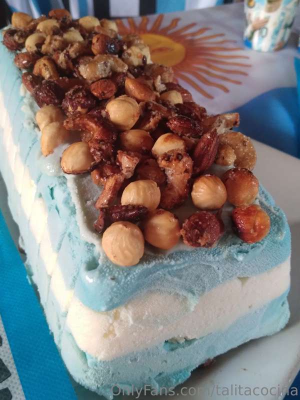 Postre helado Argentina  🇦🇷 Campeón Mundial!

Para el helado.. 15