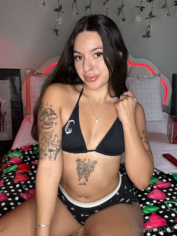 Monday sucks unless your dick is in me 🙈