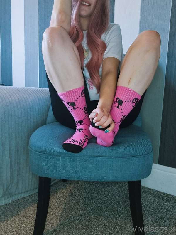 Let's play a game... 
I will be barbie and you will be Ken 💗..