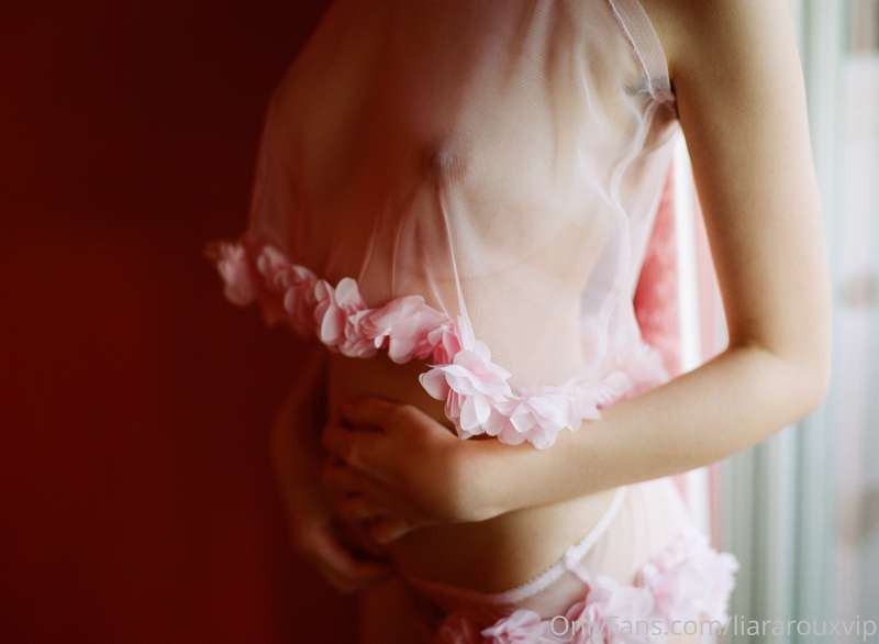 The feeling of sheer fabric is so appealing to me...or maybe.. 9