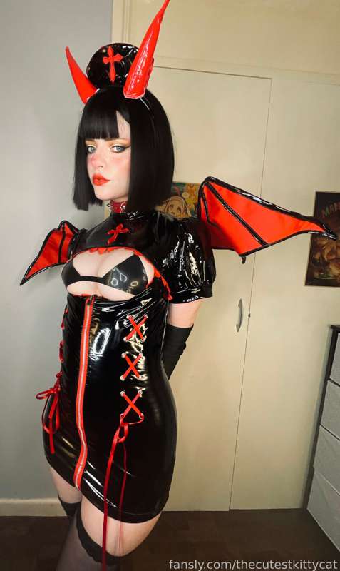 Thecutestkittycat - Fansly - 26 Jul, 2023 10