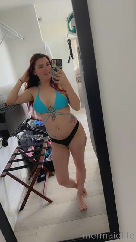 Baby????? When??? This sexy ASS body had a baby 3 weeks ago?..