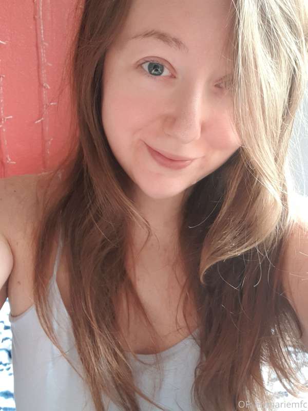 Bed head and bed boobie