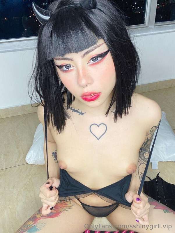 Asshole 😄, you were expecting the soft girl, but I'm @bdsmmi..