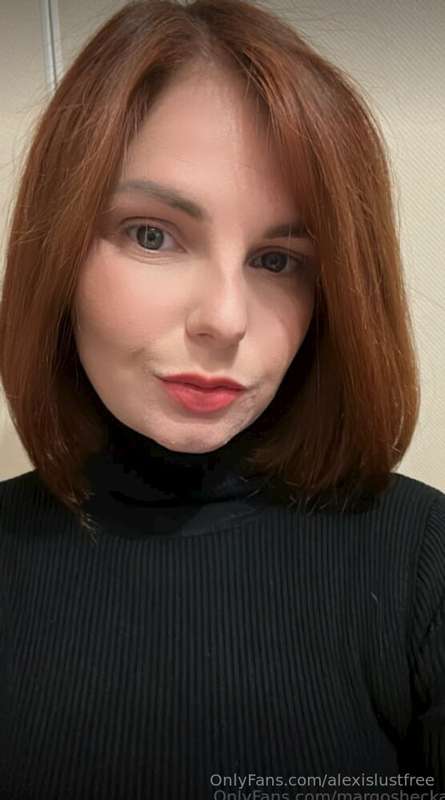 This hot thing 🔥 @margoshecka 🔥 is waiting for you . Her pus..