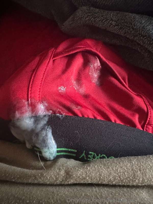 Me jerking and some fun pics!  15