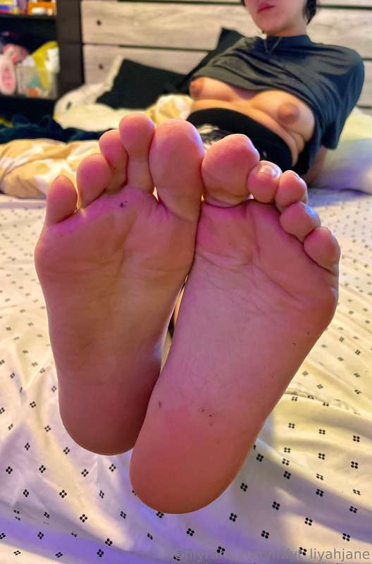 Need all that nut on these toes ! 1