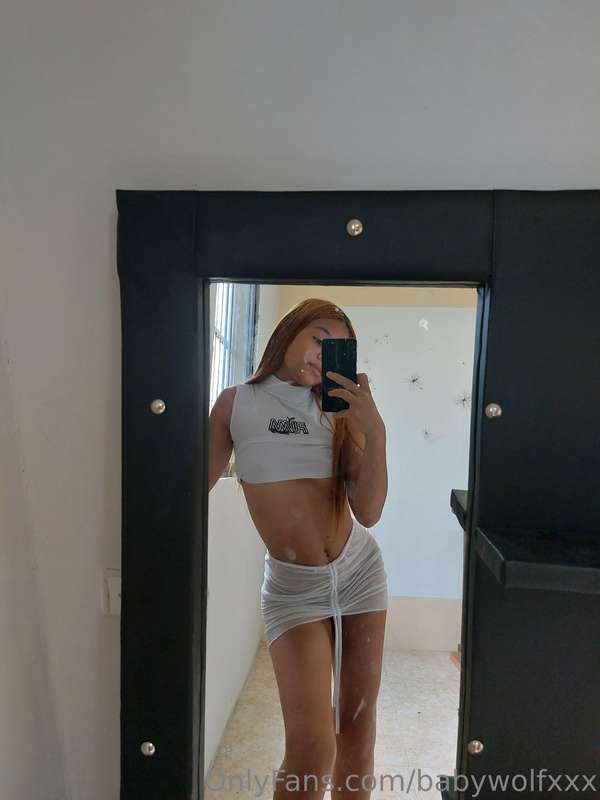 Heeey daddy let's play for a while, write to me in DM...🤤💦