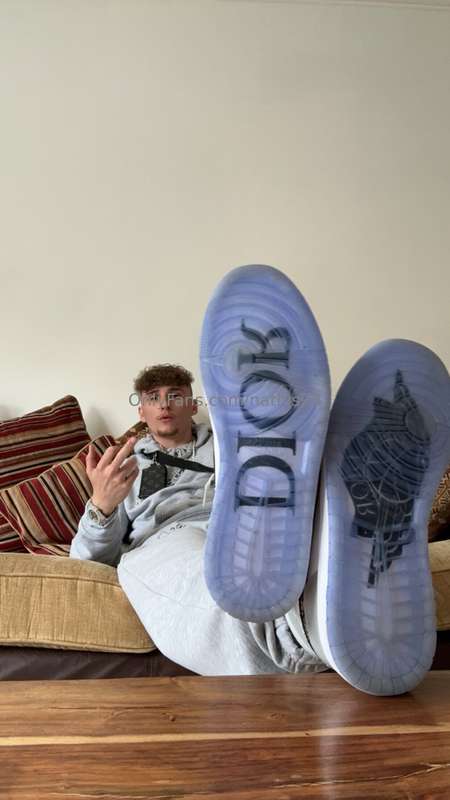 Feet, socks and trainers: Photo dump😜 3