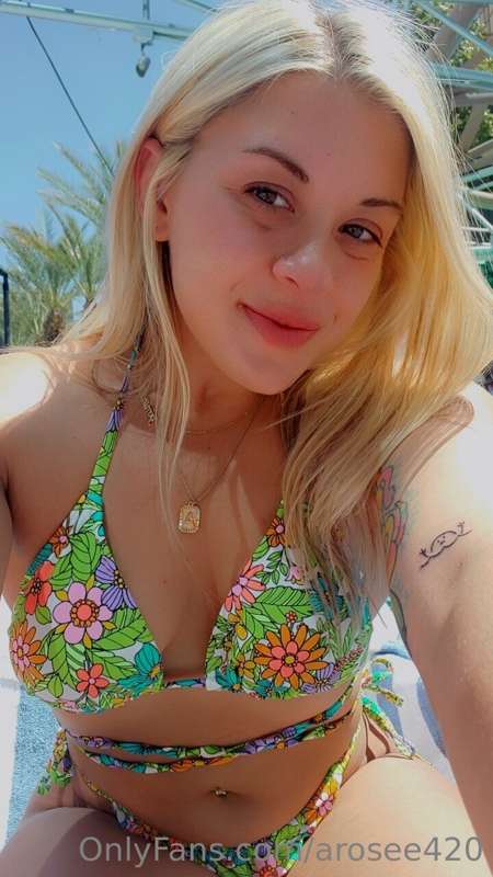 Couple pics from vacation ❤️ Didn't have much time to make c..