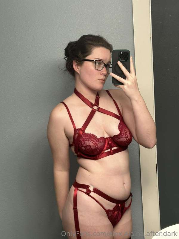 Alex was pleased with how much I appreciated this lingerie s.. 6