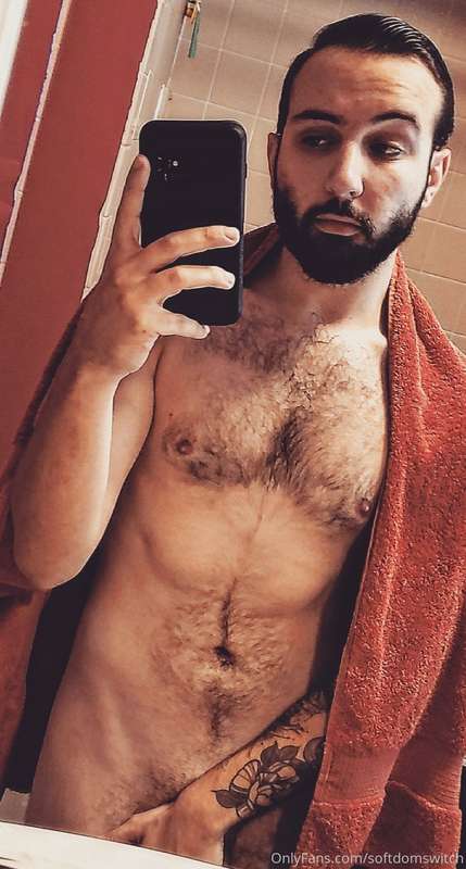 💙 this post if you wanna get on your knees for me.