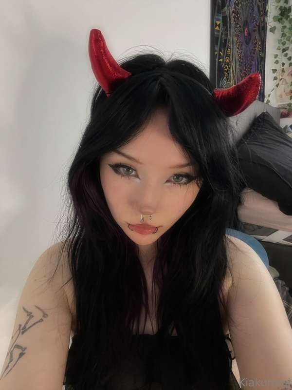 Devil outfit <3 7