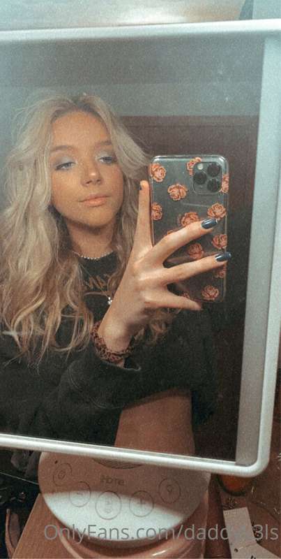 omg i miss this phone case