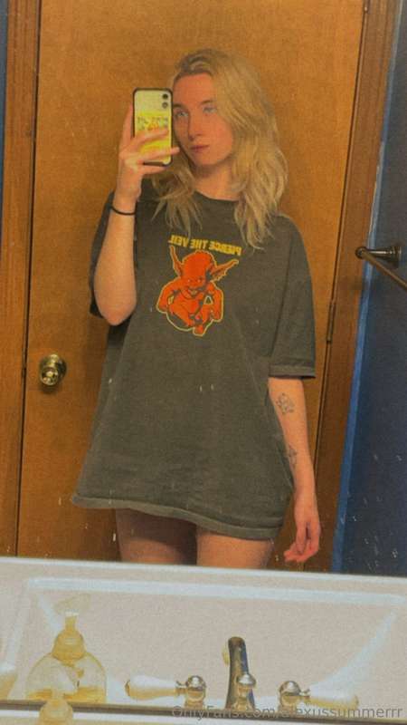 make sure to keep buying my content, i post when i can and i..