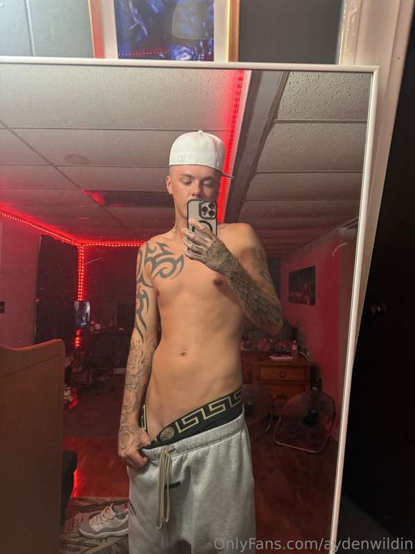 I’m horny msg me baby💦