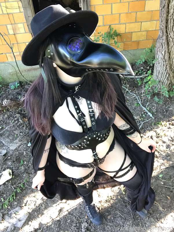 Did you call for a doctor? 🖤 12