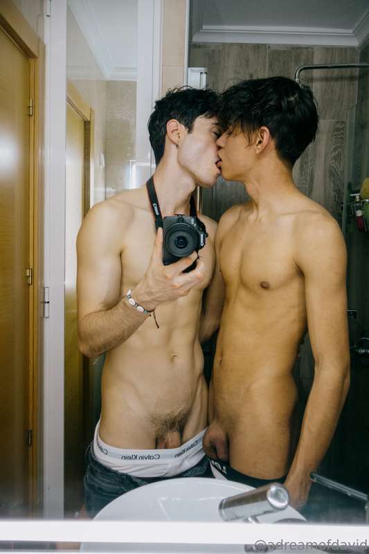 This cutie and I got together again 😏 @alejandrotwinkx Our n.. 1