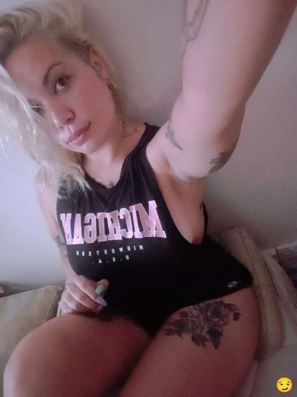 Cintia73 - Onlyfans - 26 Feb, 2023