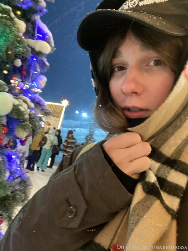 Greetings  to you from cold St. Petersburg! ??  ⚓️  ? 
To be.. 5