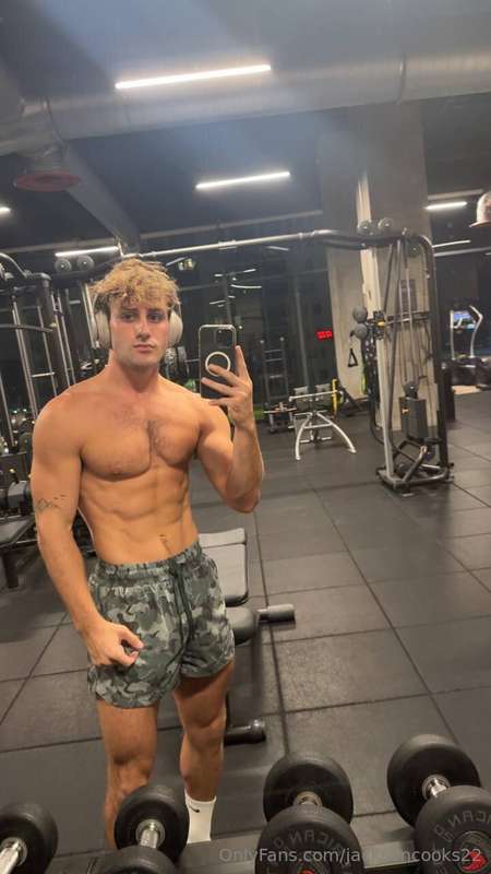 Legs day today 😍