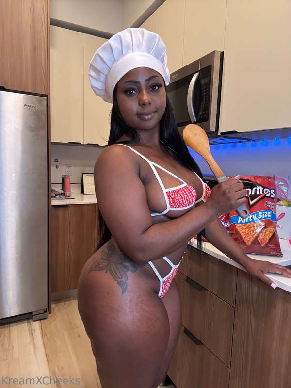 Can I cook 🧑‍🍳 for you daddy? 2