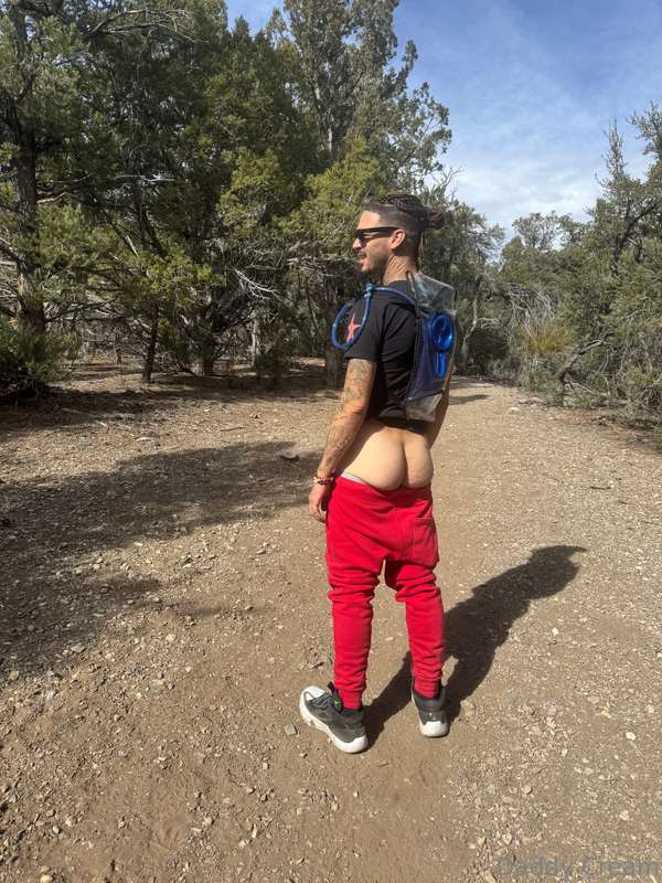 Let’s take a hike 😈 5
