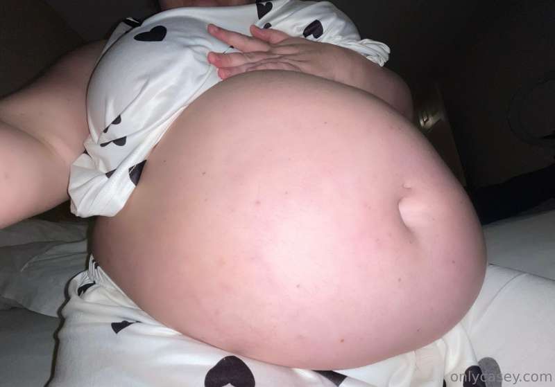 Big squish 😍😍 I can’t wait to gorge myself at dinner in fron.. 1