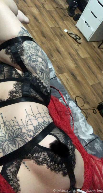 Just want someone to bend me over and show me a good time 🤭😉