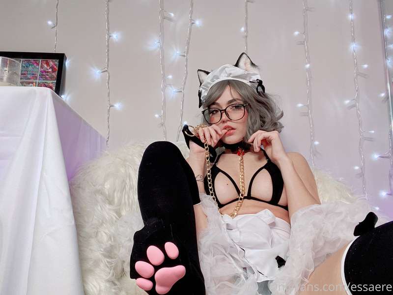 Happy Valentine’s Day Kittens!!! I left quite a bit of pictu.. 12