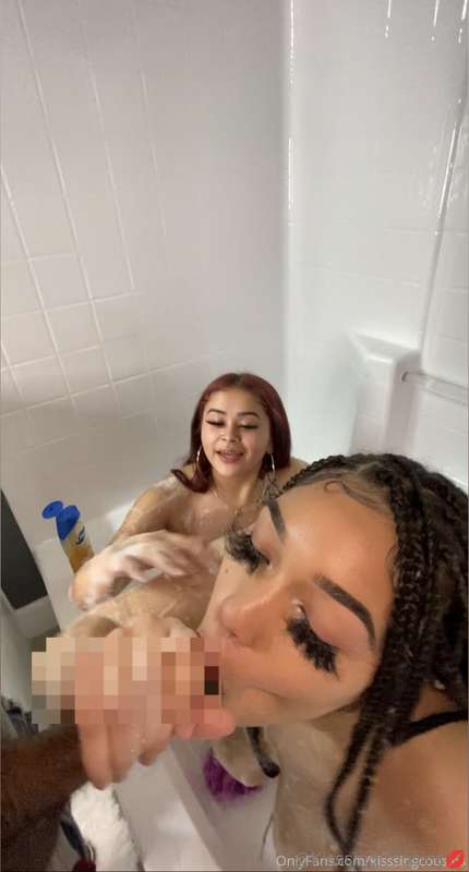 OMG😳 @Hott4Lexi Step-Brother came home Horny and caught us b..