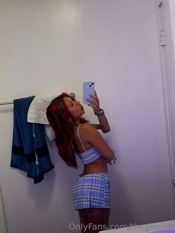 🦋 1