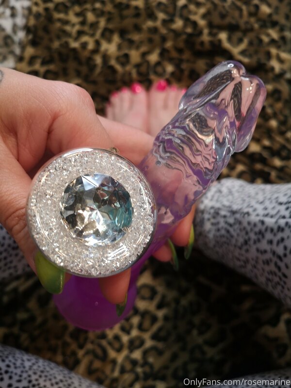 ?✨ diamonds are a girl's best friend ... ?
✨••Tip on this po..