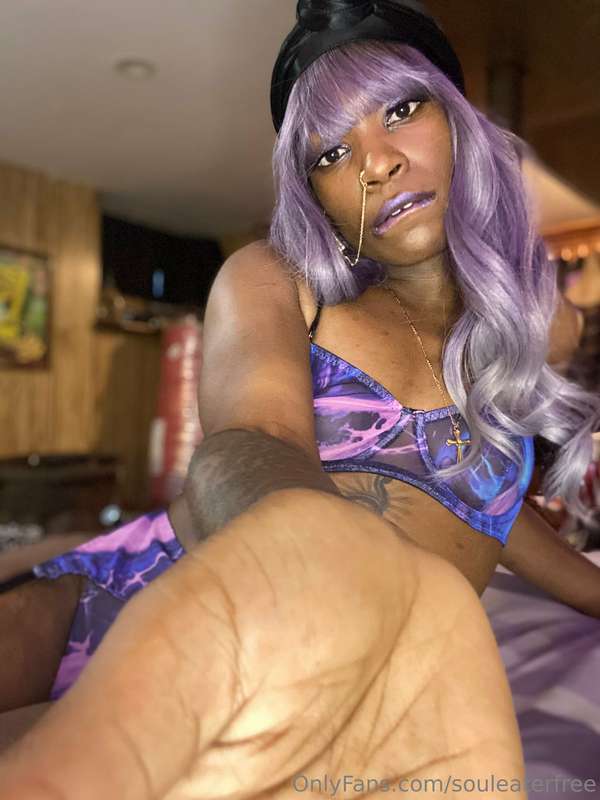 Hey My Luvs May I be your fortune teller? 🔮 Tell you all the.. 1