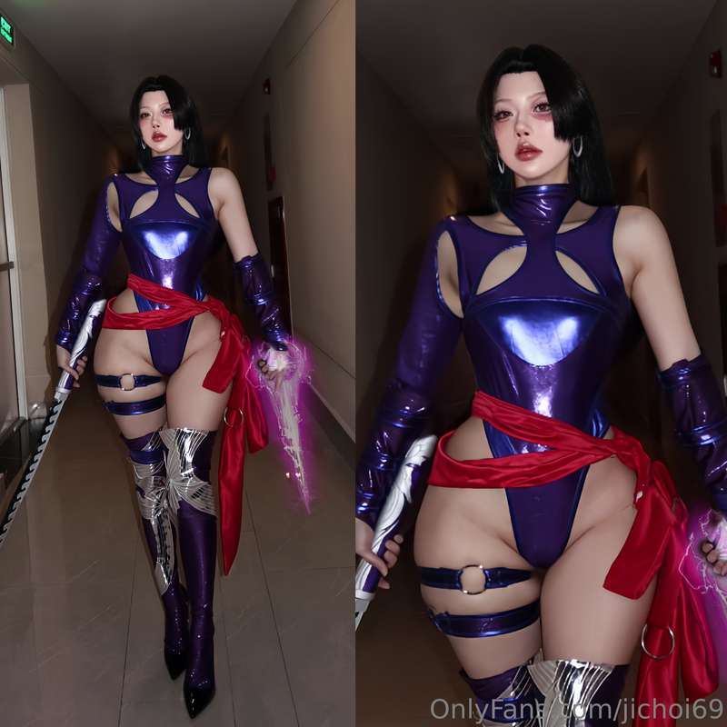 Are u interested in Psylocke? Lemme know. I'll give free sel..