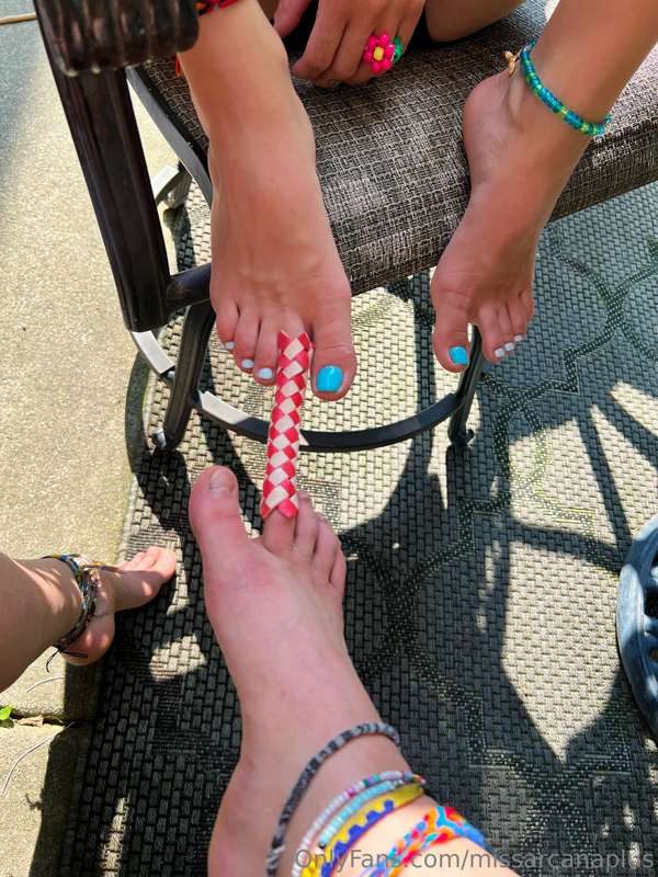 (15-21) Ever see 2 girls using a finger trap with their toes.. 5