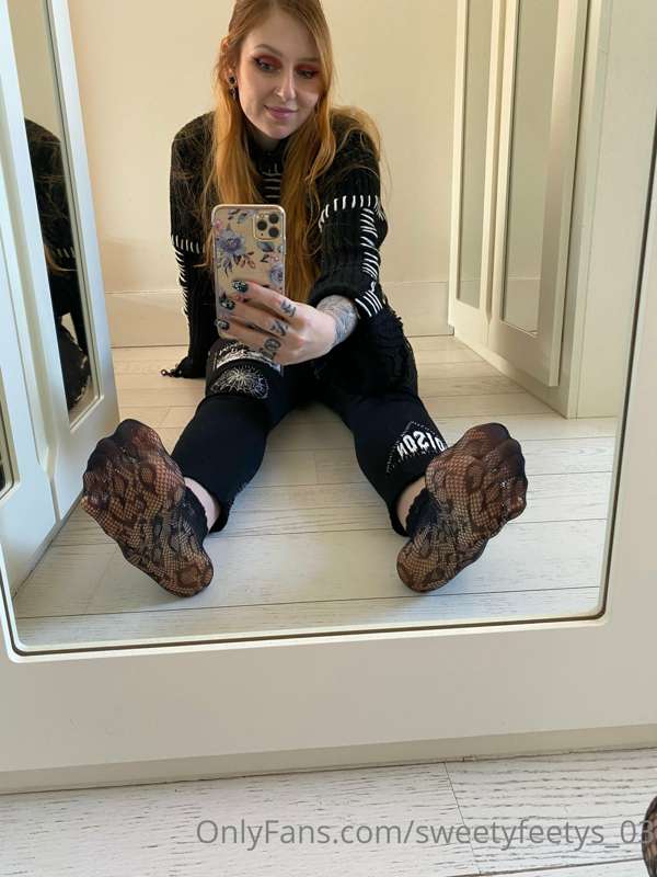 Who loves socks like that ? ❤️ 6