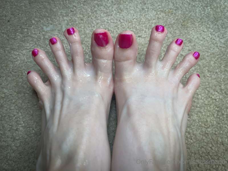 My POV after you drench my feet in cum! 1