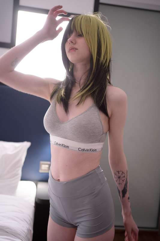 Little_Emo_Kitten - Fansly - 24 May, 2025 15