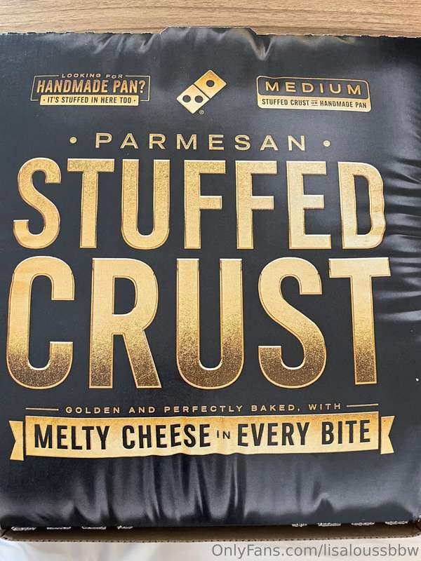 I’m trying Dominoes new stuffed crust pizza tonight, I LOVEE..