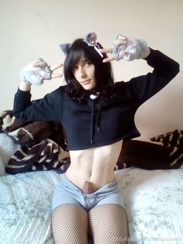 meow meow, im smal >. 22