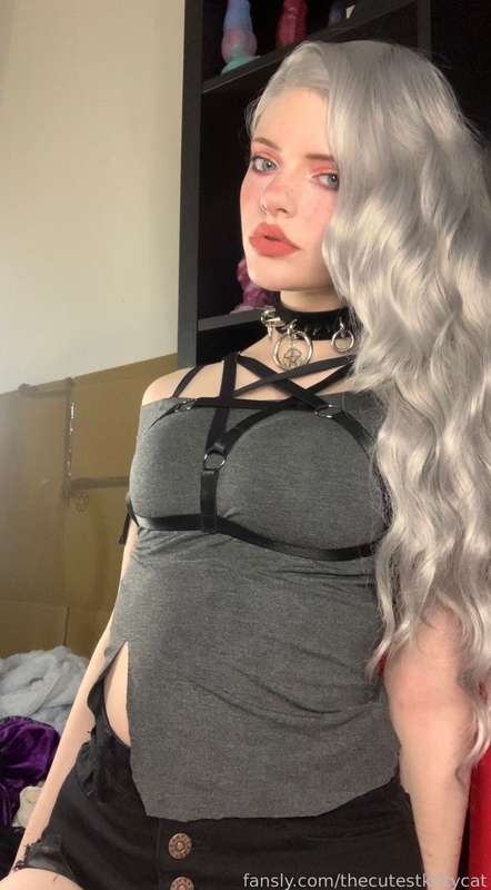 Thecutestkittycat - Fansly - 27 Feb, 2022 10