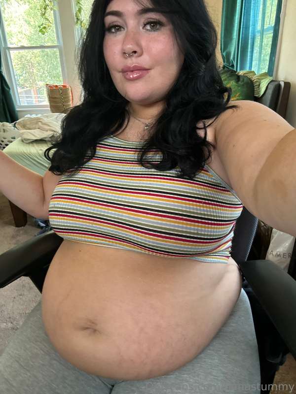 omfg a 40 minute fatchat vid talking about what a pig i've b.. 2