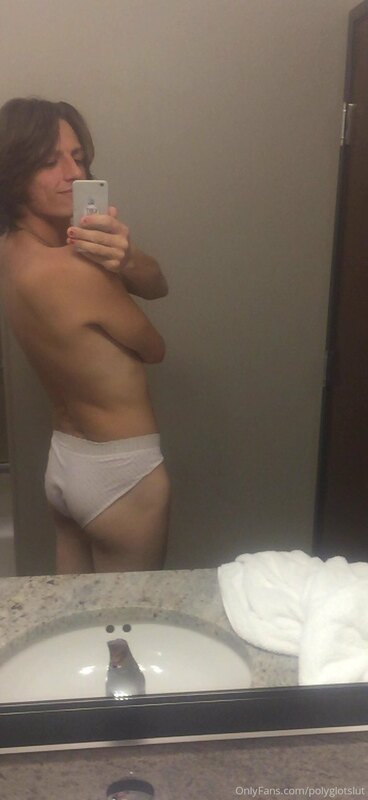 These were taken by my friend in facetime. Swipe all the way.. 4