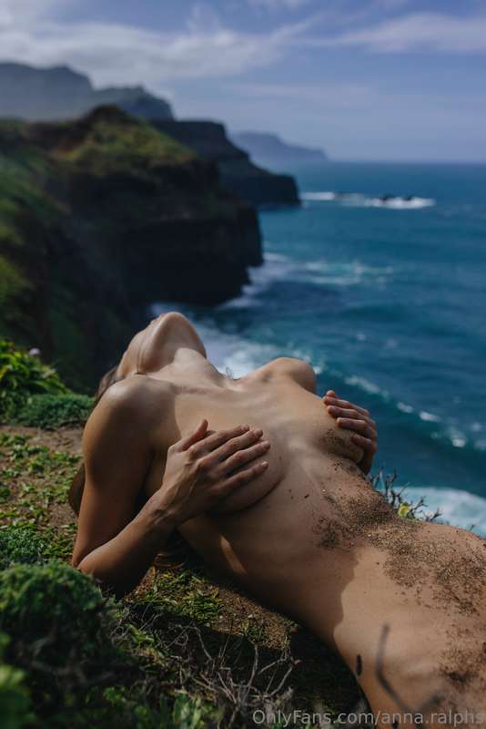 Part 2 🌿Ready for another little journey through Madeira? Th.. 10