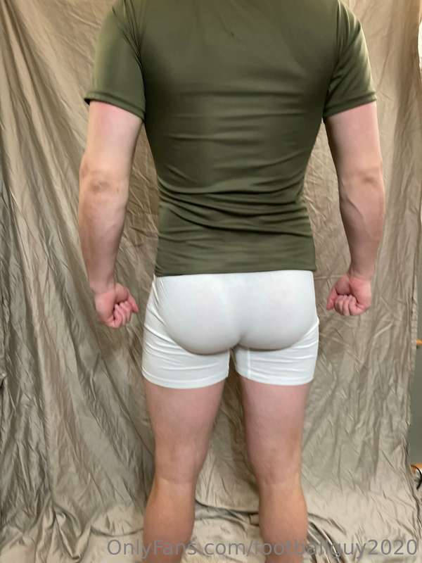 Such an amazingly HOT body! 27