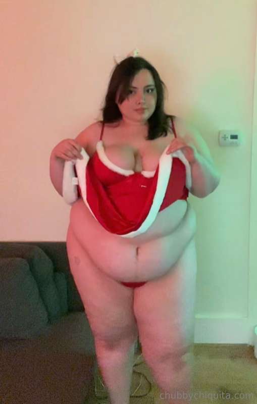 like santa claus, i too jiggle like a bowl full of jelly. en.. 3