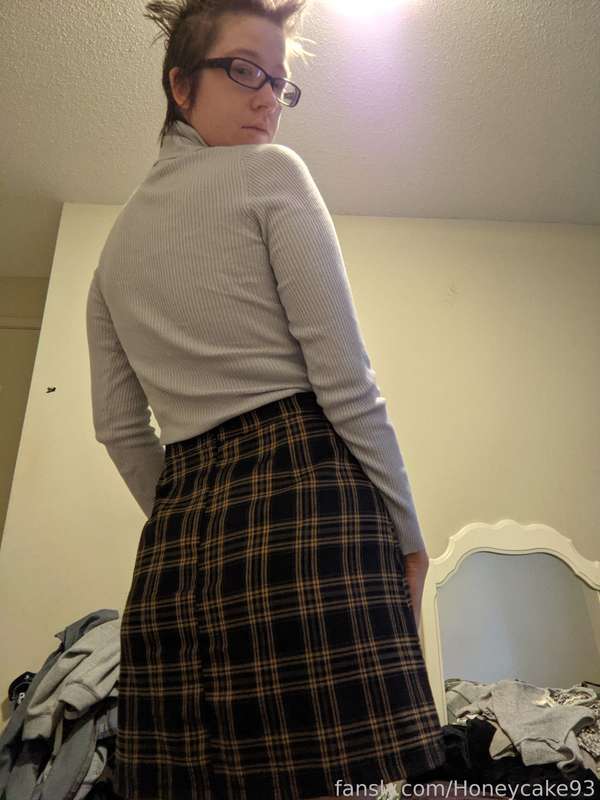 Honeycake93 - Fansly - 15 Nov, 2021 15