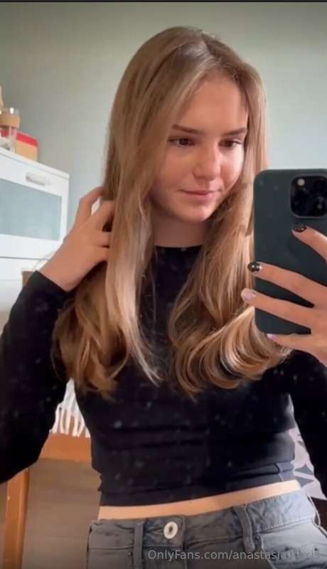 ❤️Hey, I can see that you miss❤️ This sweet pussy @elis_os i..