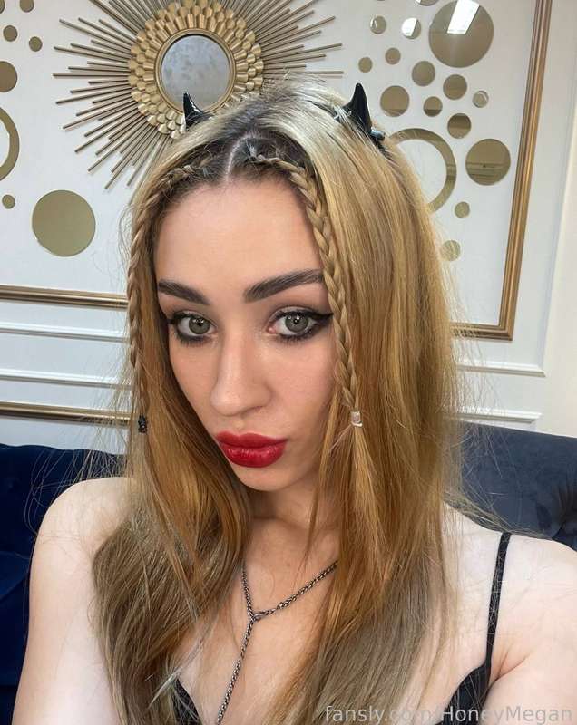 Honeymegan - Fansly - 22 Jun, 2024